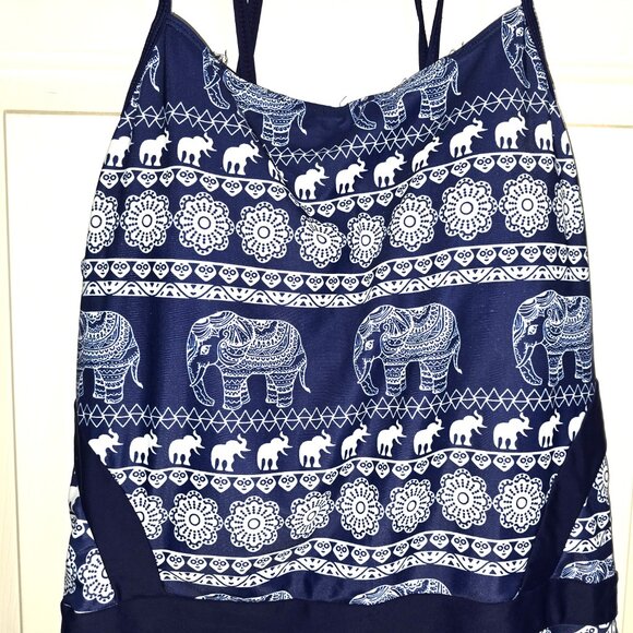 Women Size XLWhite and Blue Summer Dress with Elephants - Picture 6 of 10